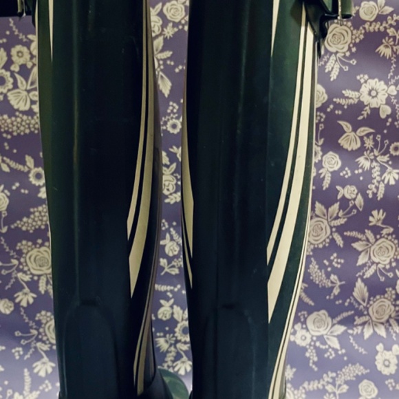 Hunter rain boots - Picture 4 of 4
